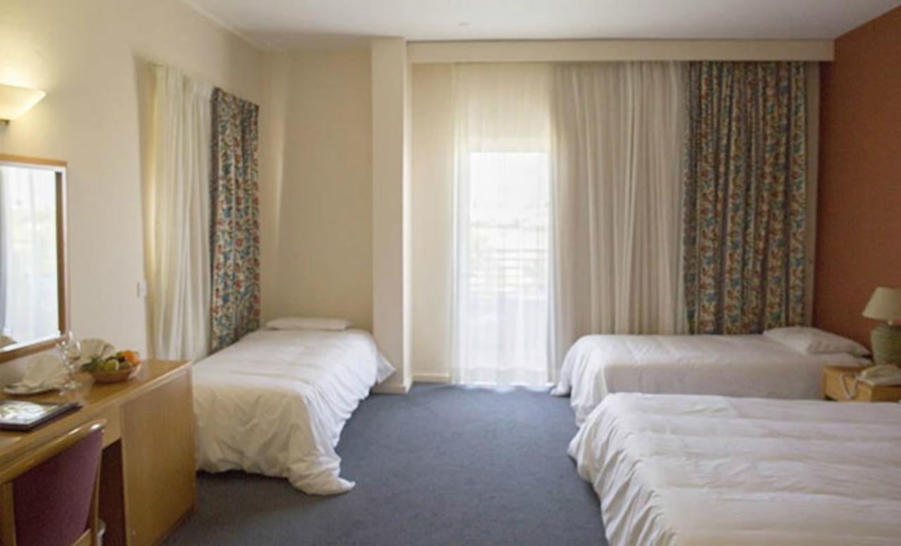 Aloe Hotel Paphos 外观 照片