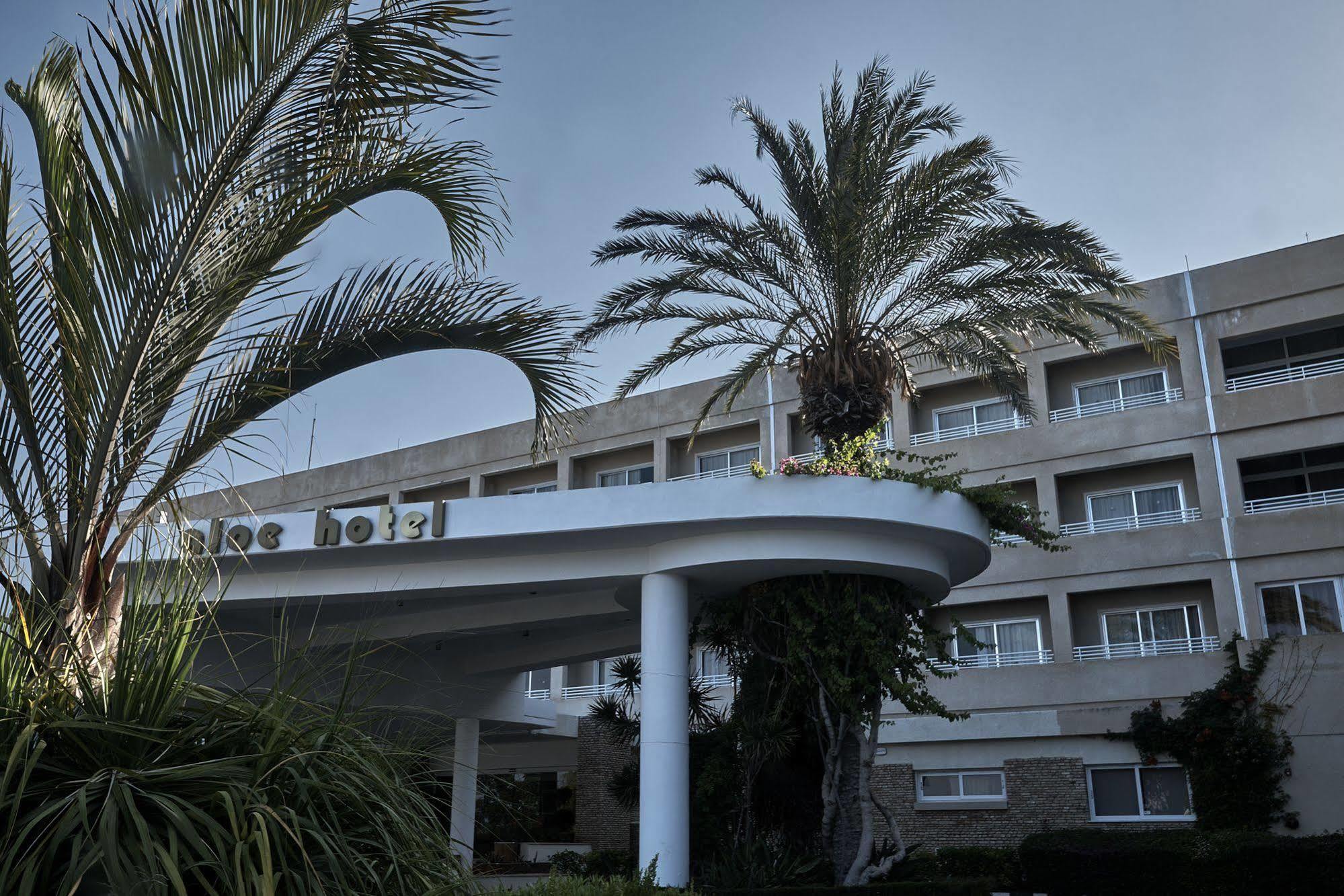 Aloe Hotel Paphos 外观 照片